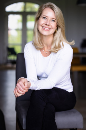 Business-Shooting, Portraitfotos, Medien-Managerin, Thielen Fotografie und Film