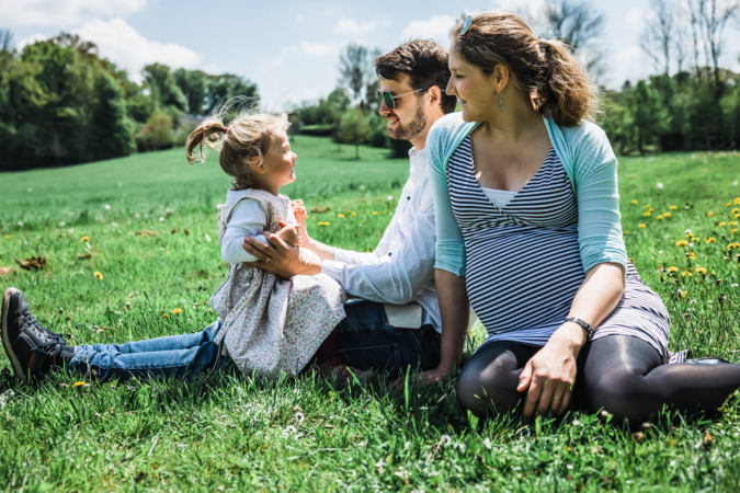 People-Shooting, Babybauchshooting, bald zu viert, Thielen Fotografie und Film