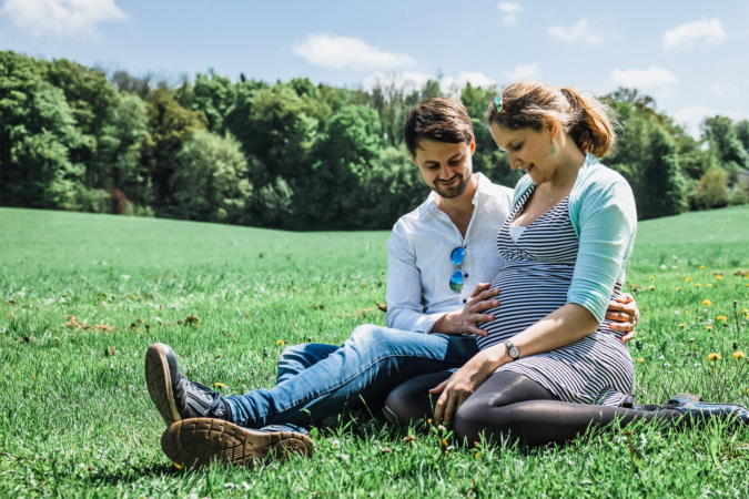 People-Shooting, Babybauchshooting, bald zu viert, Thielen Fotografie und Film