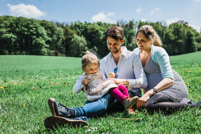 People-Shooting, Babybauchshooting, bald zu viert, Thielen Fotografie und Film