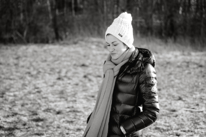 People-Shooting, Portraitshooting von junger Frau in der Natur, Thielen Fotografie und Film