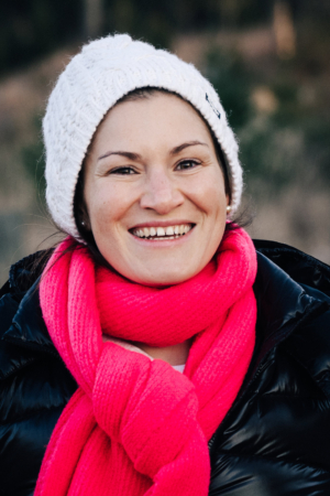 People-Shooting, Portraitshooting von junger Frau in der Natur, Thielen Fotografie und Film