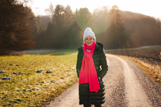 People-Shooting, Portraitshooting von junger Frau in der Natur, Thielen Fotografie und Film