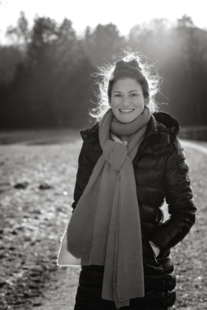 People-Shooting, Portraitshooting von junger Frau in der Natur, Thielen Fotografie und Film