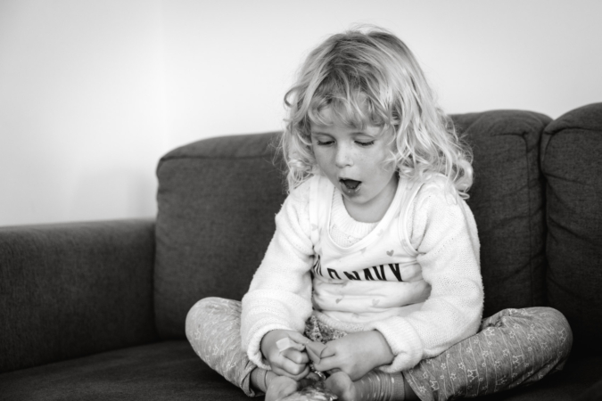 People-Shooting, Schwesternshooting Two little girls, Thielen Fotografie und Film