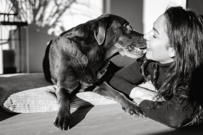 People-Shooting, Shooting mit Hund und junger Frau, Thielen Fotografie und Film